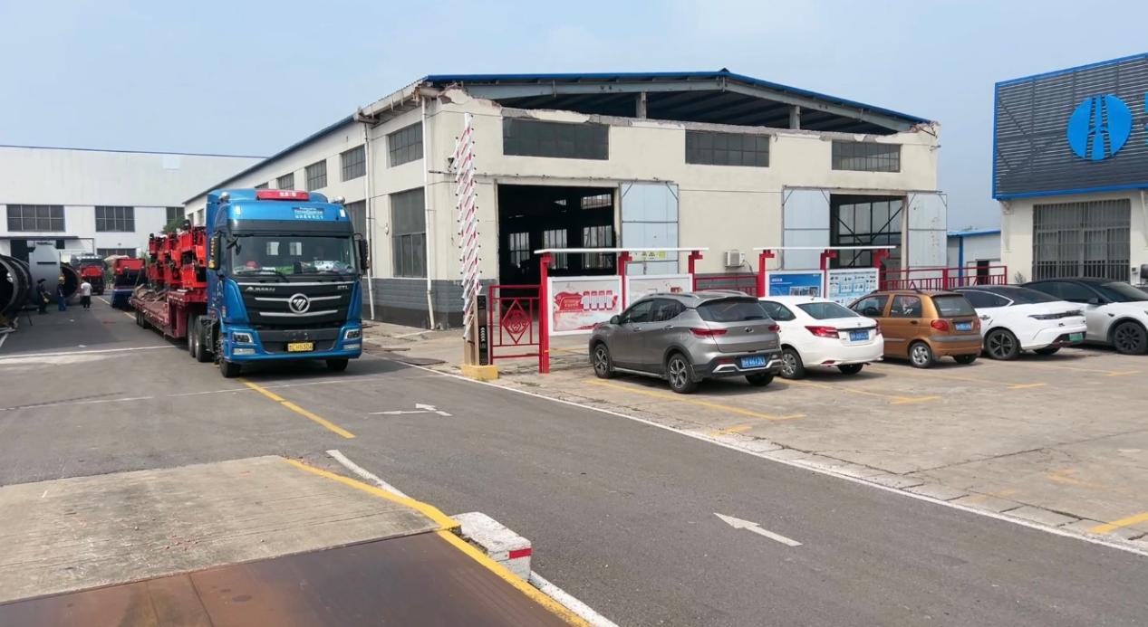 HUAYI factory production view
