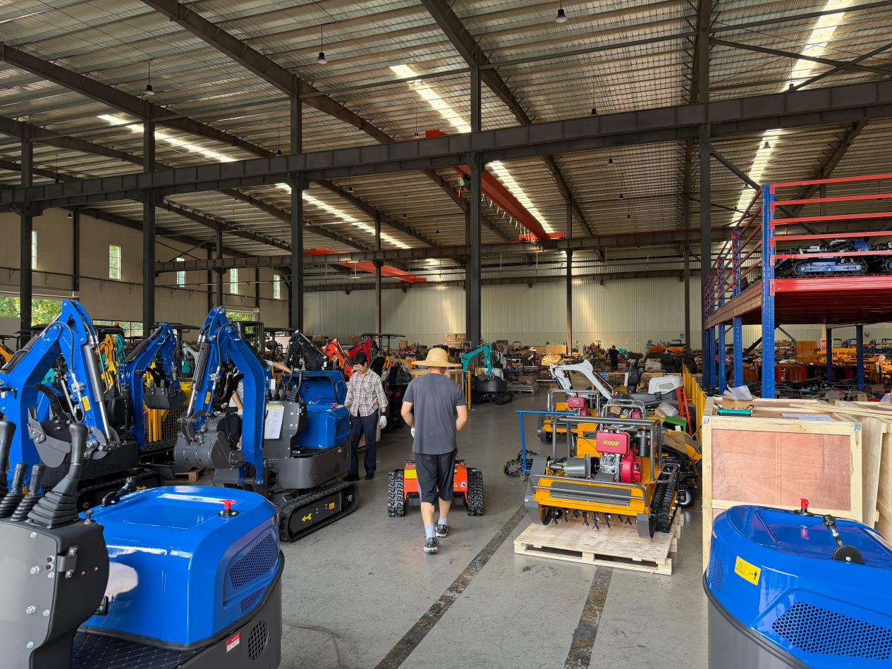 HUAYI factory production view